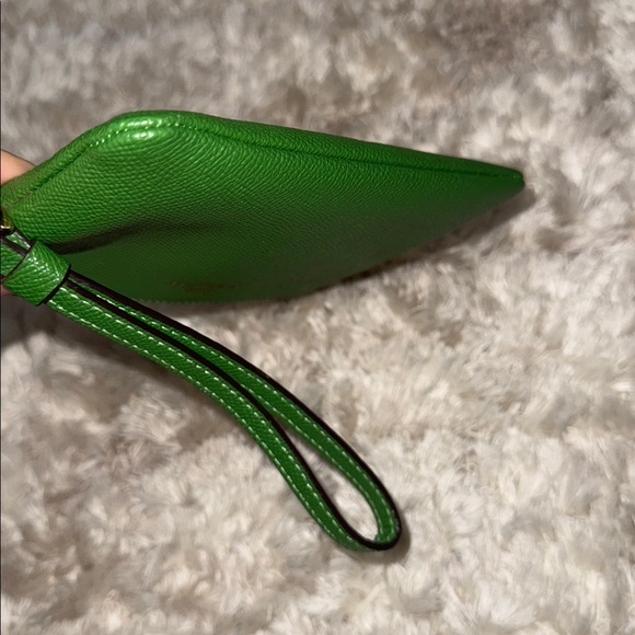Coach Vibrant Green Leather Wristlet - Picture 6 of 7